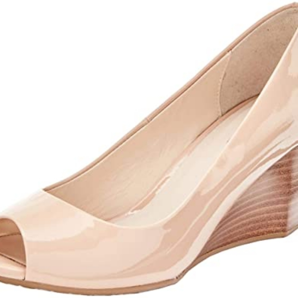 NWOB Cole Haan wedge peep toe heels  nude